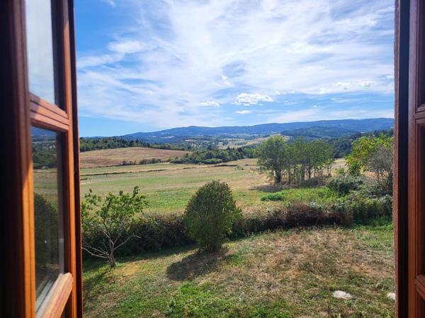 Maison 5 pièces de 153 m² à Boisset st priest