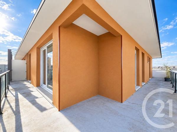 Appartement T3 à vendre  3 pièces - 71,80 m 2   LUCE  - 28