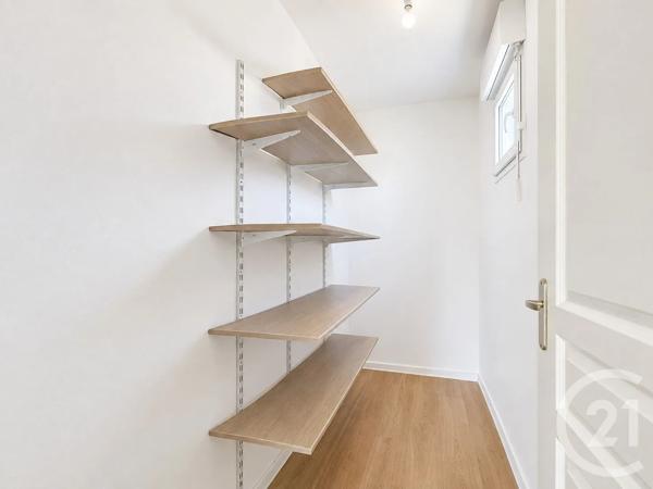 Appartement T3 à vendre  3 pièces - 71,80 m 2   LUCE  - 28