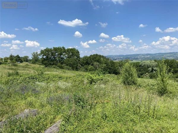 Terrain à Batir à vendre à Saint-Priest-Bramefant dans le Puy-de-Dôme (63310), ref : 2021/643-03020