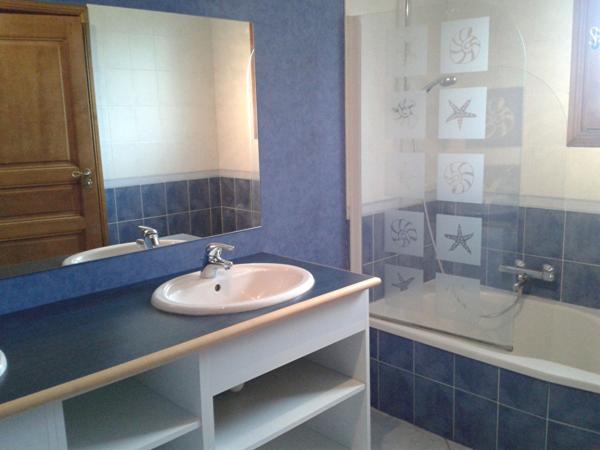 Loue Viriat, belle Maison cossue de 178 m² + triple garage beau terrain arboré