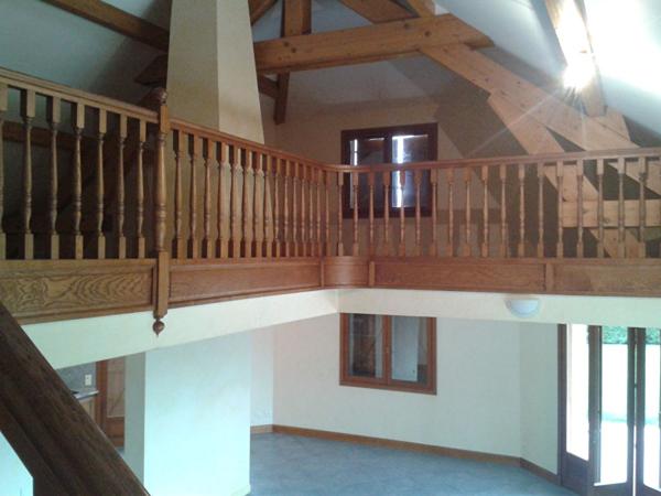 Loue Viriat, belle Maison cossue de 178 m² + triple garage beau terrain arboré