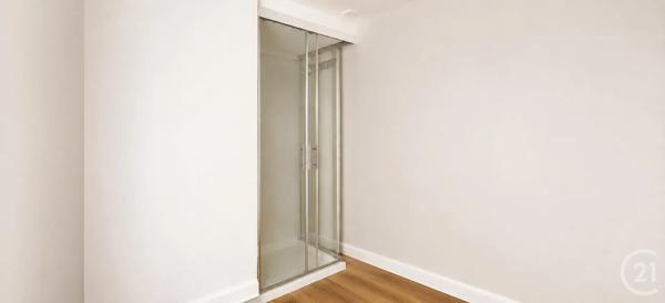 Appartement Studio à vendre  1 pièce - 26,05 m 2   AUBERVILLIERS  - 93