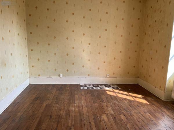 Immeuble de rapport à vendre à Saint-Gaultier dans l'Indre (36800), ref : JA/639