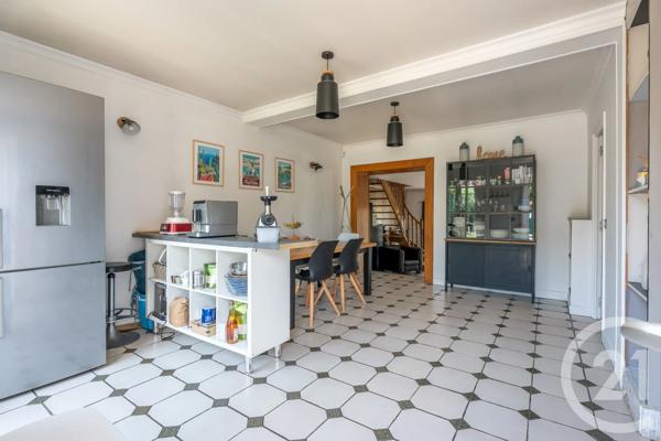 Maison à vendre  6 pièces - 138,88 m 2   VILLIERS SUR MARNE  - 94