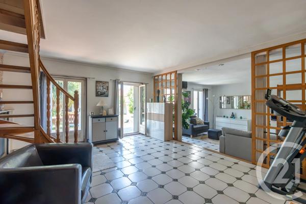Maison à vendre  6 pièces - 138,88 m 2   VILLIERS SUR MARNE  - 94
