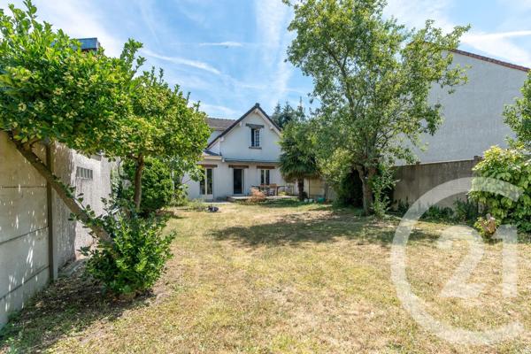 Maison à vendre  6 pièces - 138,88 m 2   VILLIERS SUR MARNE  - 94