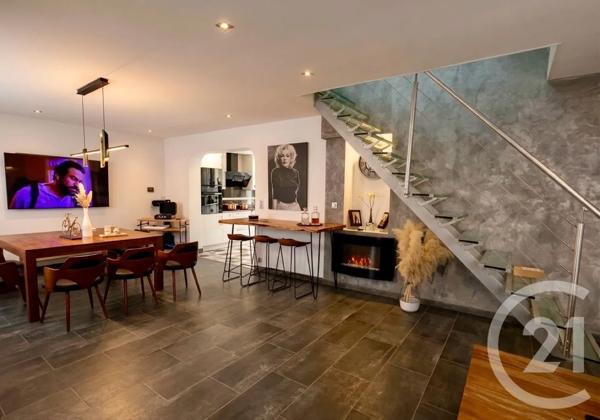 Maison à vendre  6 pièces - 134,80 m 2   LIVRY GARGAN  - 93