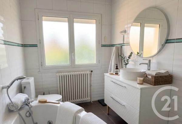Maison à vendre  6 pièces - 134,80 m 2   LIVRY GARGAN  - 93