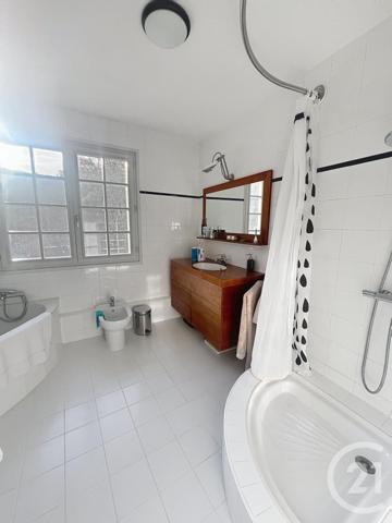 Maison à vendre  6 pièces - 259,50 m2 ARLES SUR TECH - 66