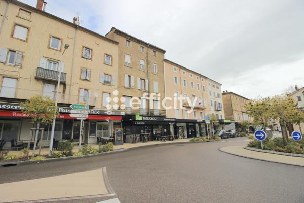 Immeuble 12 pièces - 260 m²