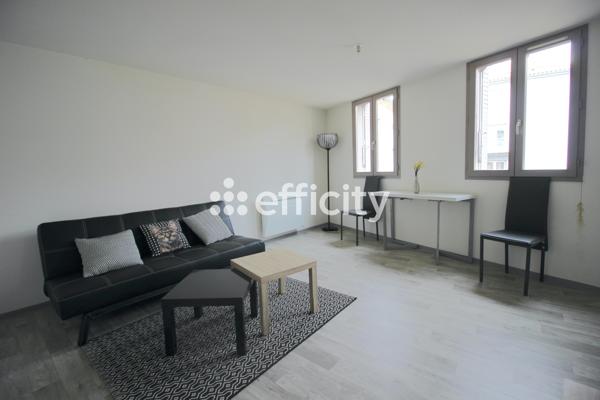 Immeuble 12 pièces - 260 m²