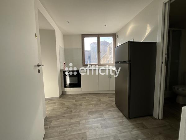 Immeuble 12 pièces - 260 m²