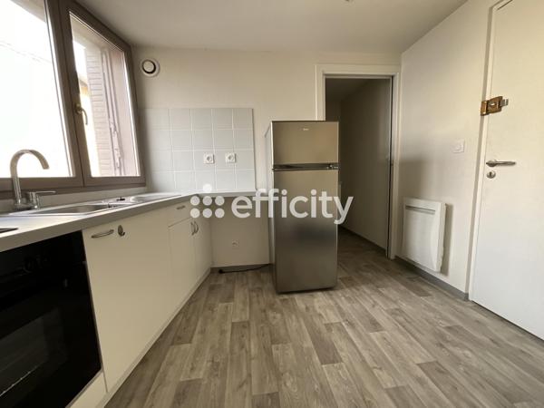 Immeuble 12 pièces - 260 m²