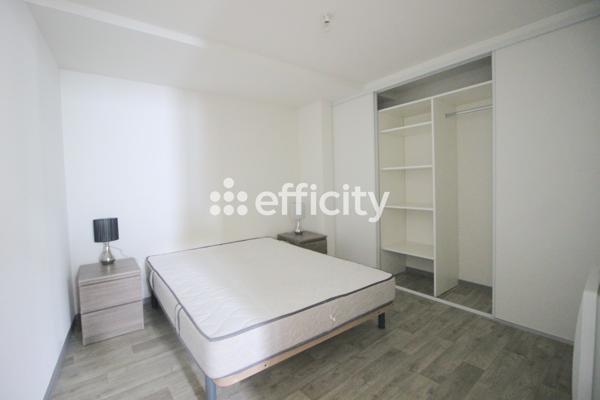 Immeuble 12 pièces - 260 m²