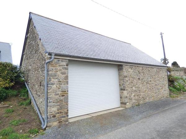 Vaste maison avec dépendance