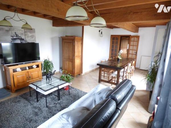 Vaste maison avec dépendance