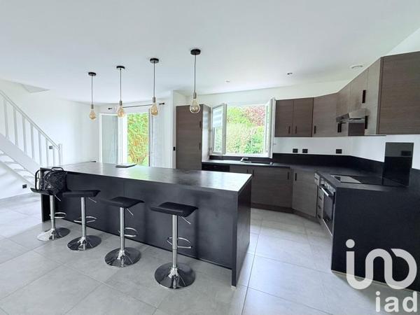 Maison à vendre 6 pièces 140 m² Soisy-sur-Seine
