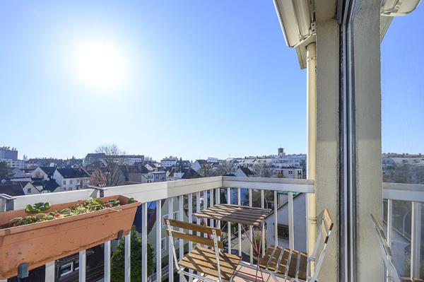 Bel appartement 3 p balcon, parking privatif, au calme. 4eme ét.ascenc