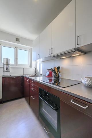 Bel appartement 3 p balcon, parking privatif, au calme. 4eme ét.ascenc