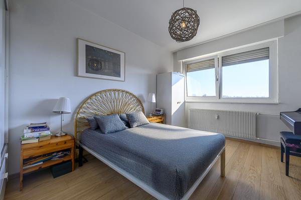 Bel appartement 3 p balcon, parking privatif, au calme. 4eme ét.ascenc