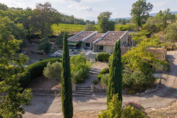 Vente Maison provençale de luxe Saint-Paul-en-Forêt 6 Pièces 200 m²