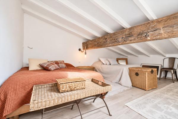 Vente Maison provençale de luxe Saint-Paul-en-Forêt 6 Pièces 200 m²