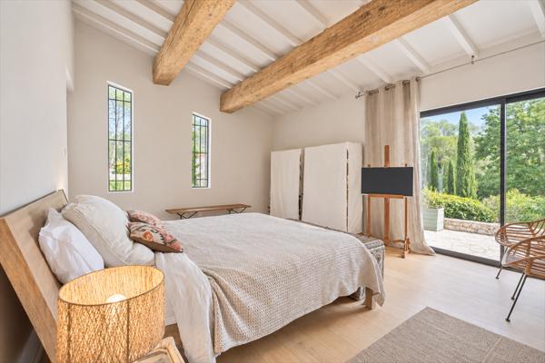 Vente Maison provençale de luxe Saint-Paul-en-Forêt 6 Pièces 200 m²