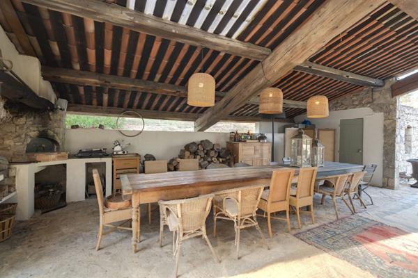 Vente Maison provençale de luxe Saint-Paul-en-Forêt 6 Pièces 200 m²