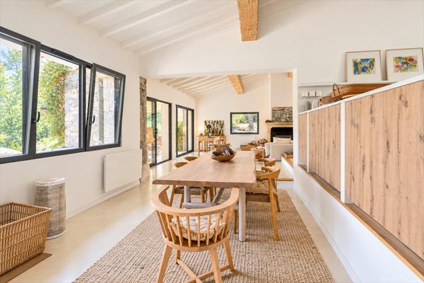 Vente Maison provençale de luxe Saint-Paul-en-Forêt 6 Pièces 200 m²
