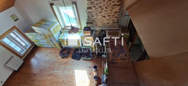 Maison avec 2 espaces de vie et terrasses à Anzême