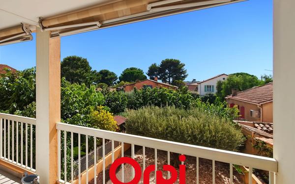 Appartement à louer    3 pièces • 66,24 m2 Sanary-sur-Mer