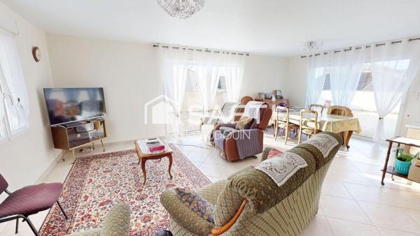 Pavillon sans comparable ! Matha idéalement placé