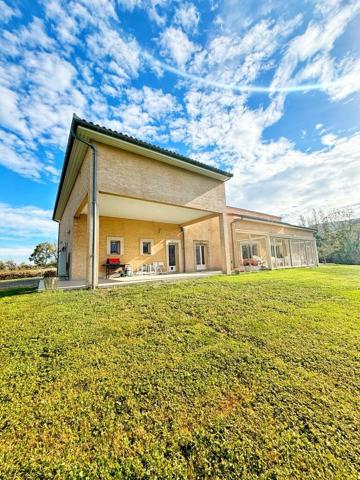 MAISON D'ARCHITECTE - EN CAMPAGNE - Soreze (81540)