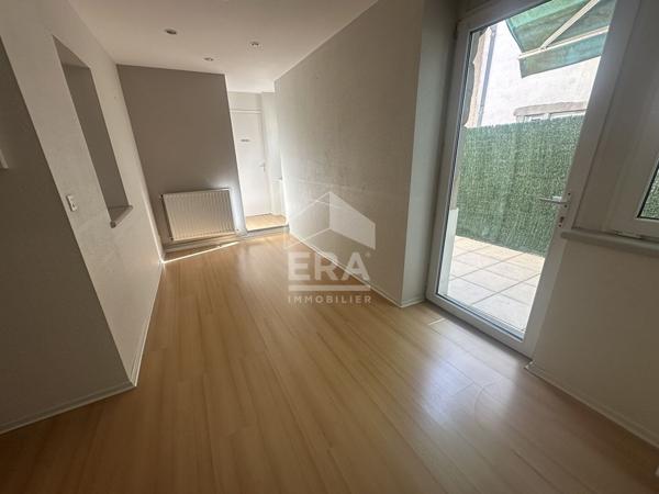 À LOUER - LOCAL PROFESSIONNEL 85 m² - ENTIÈREMENT RÉNOVÉ - CARCASSONNE