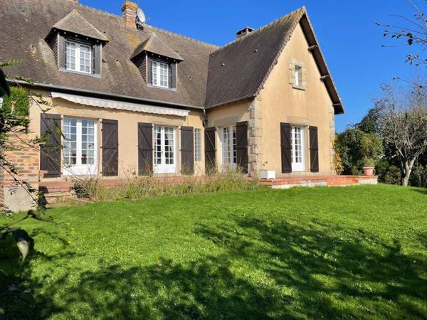 Maison à vendre à Javron-les-Chapelles en Mayenne (53250), ref : 046/777