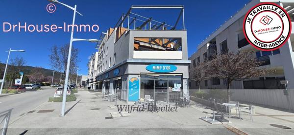 Commerce à vendre 1 pièce de 230 m²