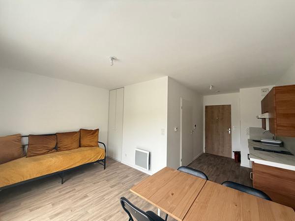 Appartement meublé La Roche Sur Yon 1 pièce(s) 25 m2