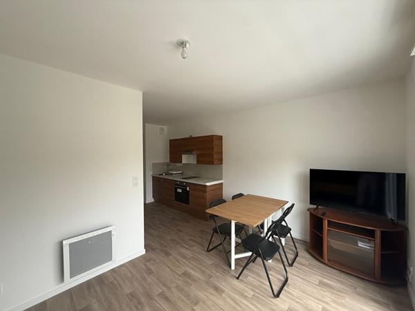 Appartement meublé La Roche Sur Yon 1 pièce(s) 25 m2