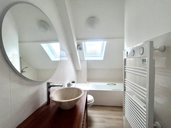 Appartement T2Bis Duplex meublé de 63,50 m² avec Terrasse et Parking Privé