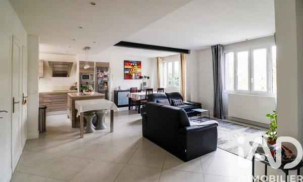 Maison à vendre 6 pièces 152 m² Rueil-Malmaison