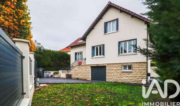 Maison à vendre 6 pièces 152 m² Rueil-Malmaison