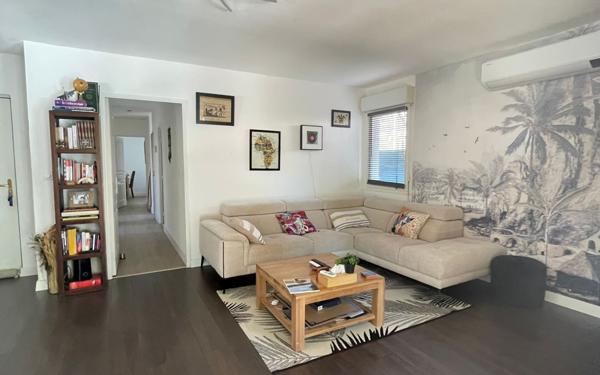 Appartement à vendre    5 pièces • 97 m2 Lattes