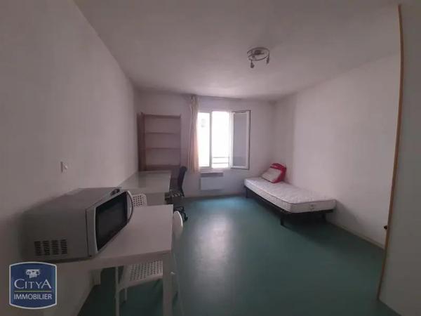 Appartement à louer 1 pièce 18.05m² Nîmes (30900)