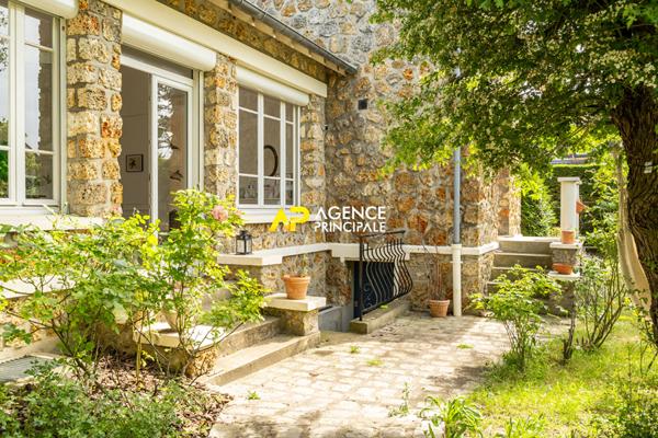 Sartrouville - Union - Maison 6 pièces 4 chambres 150 m2 €670 000 ** - Référence 9578