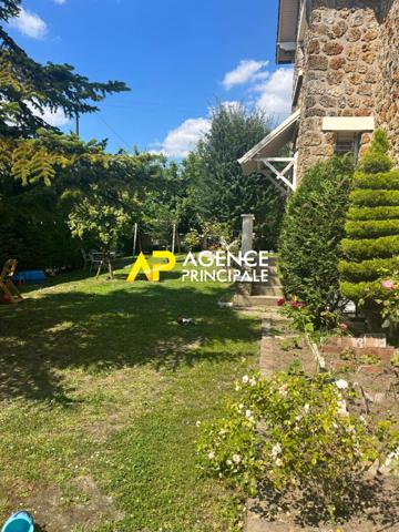 Sartrouville - Union - Maison 6 pièces 4 chambres 150 m2 €670 000 ** - Référence 9578