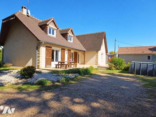 CHANGÉ - Maison indépendante sur 4813 m² de terrain
