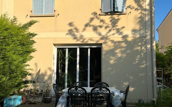 Maison à vendre    4 pièces • 93,72 m2 Brou-sur-Chantereine