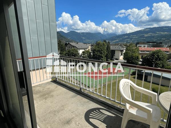 Location Studio 27.88 m² - 64 R. SAVOIE/24,70,118,160 RUE D. CANCIL Sallanches 74700