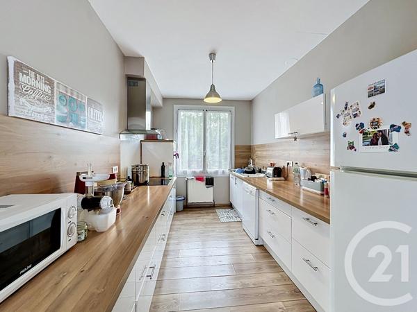 Maison à vendre  5 pièces - 108 m 2   PERIGUEUX  - 24